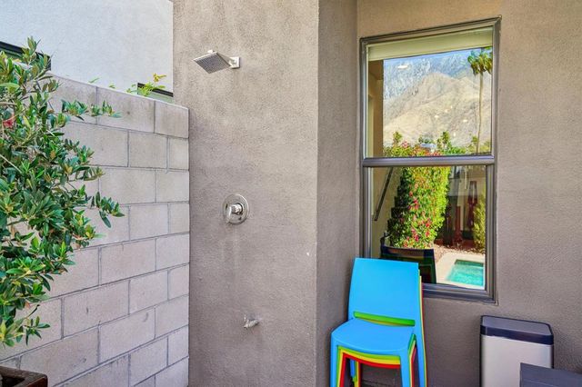 2699 Majestic Way, Palm Springs, CA 92262