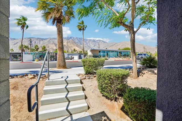 2699 Majestic Way, Palm Springs, CA 92262