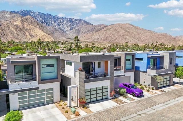 2699 Majestic Way, Palm Springs, CA 92262