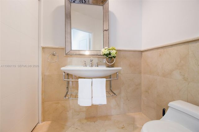 848 BRICKELL KEY DR 4306, Miami, FL 33131