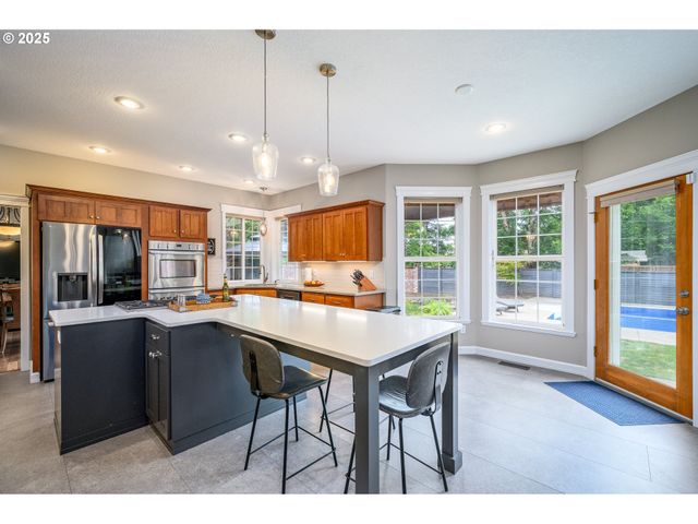 2351 Nw PINEHURST Dr, Mc Minnville, OR 97128