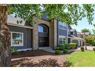 2351 Nw PINEHURST Dr, Mc Minnville, OR 97128