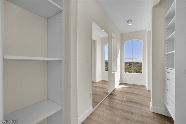 2900 Forest Grove Drive, Henderson, NV 89052