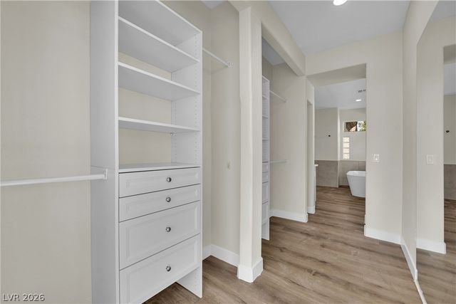 2900 Forest Grove Drive, Henderson, NV 89052