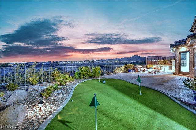 2900 Forest Grove Drive, Henderson, NV 89052