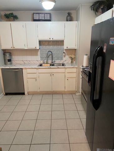 1878 Mullen Dr, Baton Rouge, LA 70810