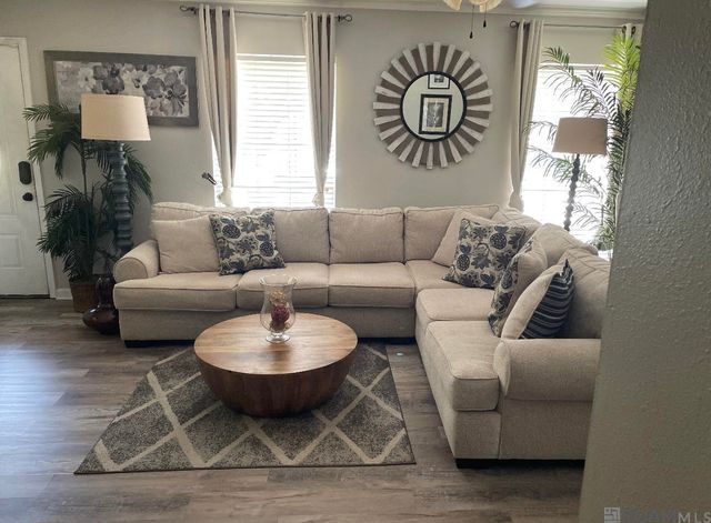 1878 Mullen Dr, Baton Rouge, LA 70810