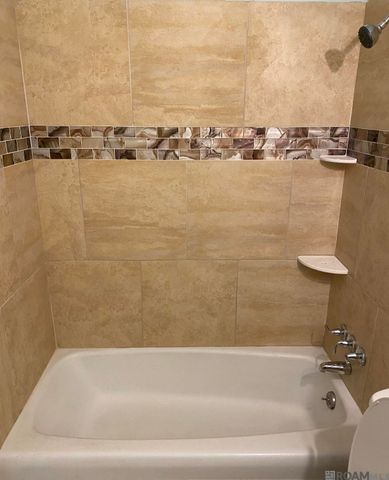 1878 Mullen Dr, Baton Rouge, LA 70810