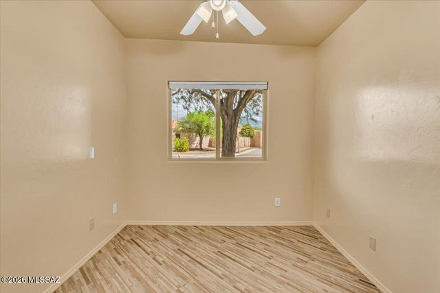 5359 N Willow Thicket Way, Tucson, AZ 85704