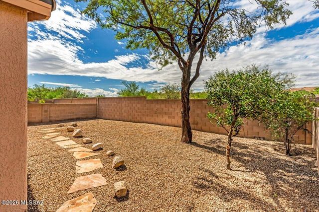 5359 N Willow Thicket Way, Tucson, AZ 85704
