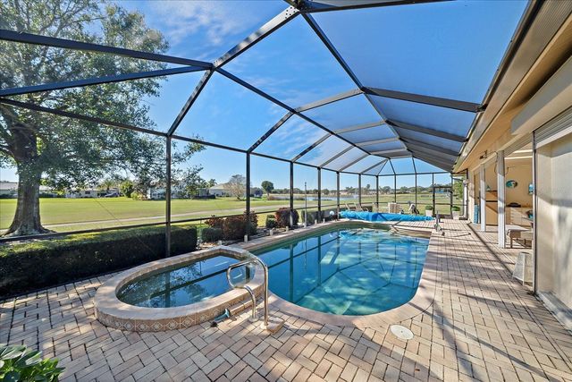 6708 DREWRYS BLUFF, Bradenton, FL 34203