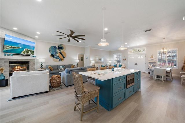 6708 DREWRYS BLUFF, Bradenton, FL 34203