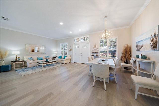 6708 DREWRYS BLUFF, Bradenton, FL 34203