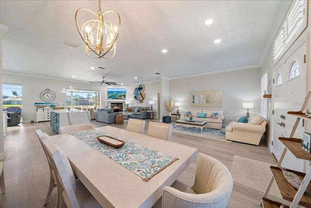 6708 DREWRYS BLUFF, Bradenton, FL 34203