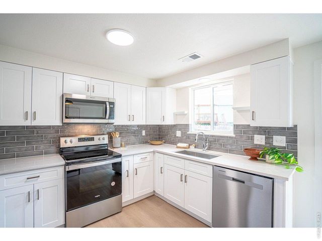 1640 Cheyenne Ave, Loveland, CO 80538