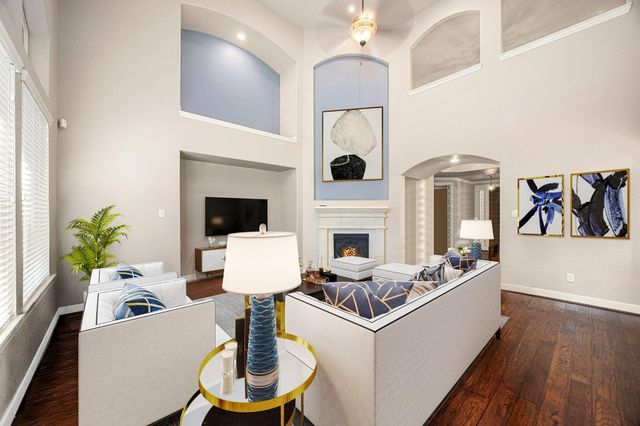 50 N Beech Springs Circle, The Woodlands, TX 77389