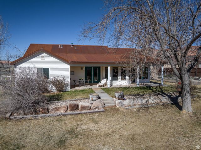 3492 E KERBY LN, Moab, UT 84532
