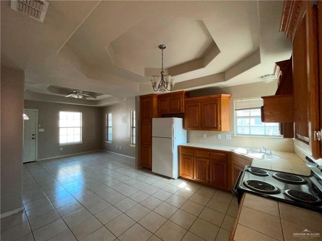 805 Bronze Drive 4, Pharr, TX 78577