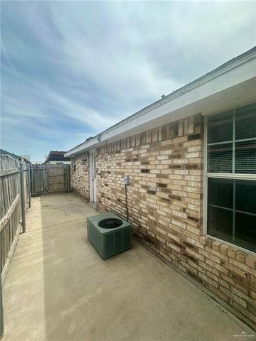 805 Bronze Drive 4, Pharr, TX 78577