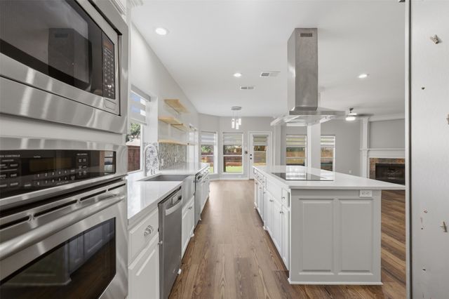 3601 Sandhurst Drive, Flower Mound, TX 75022
