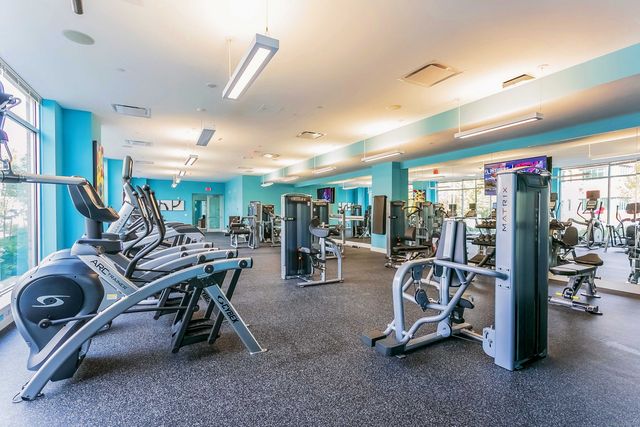 1 Glover Avenue 519, Norwalk, CT 06850