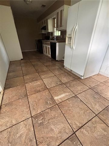 46 W Wedgewood Circle, Newnan, GA 30263