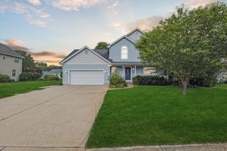 959 Menominee Drive, Howell, MI 48843