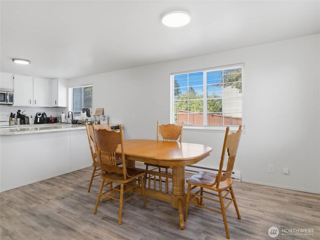 2719 S 125th Street, Seattle, WA 98168