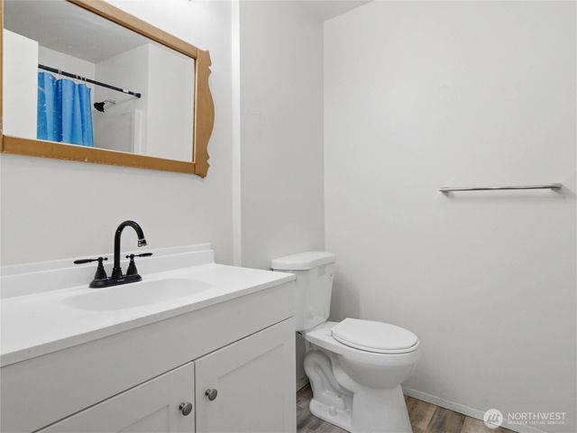 2719 S 125th Street, Seattle, WA 98168