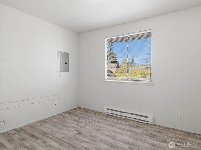 2719 S 125th Street, Seattle, WA 98168