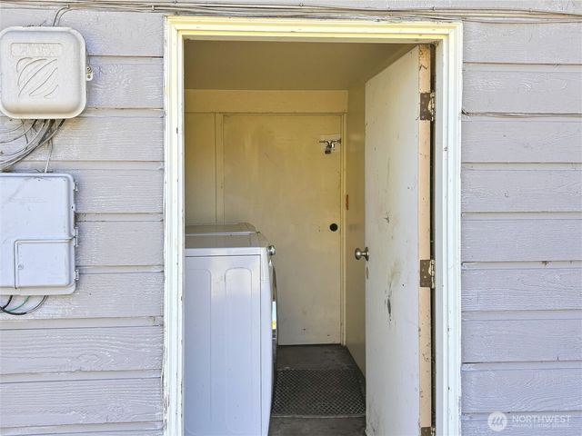 2719 S 125th Street, Seattle, WA 98168