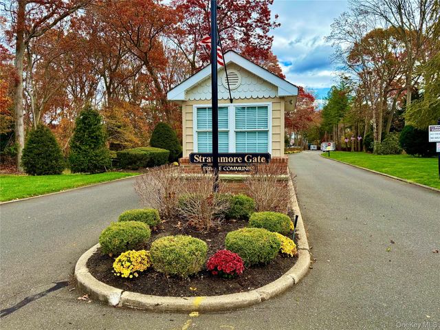 82 Strathmore Gate Drive, Stony Brook, NY 11790