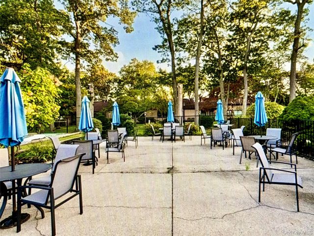 82 Strathmore Gate Drive, Stony Brook, NY 11790