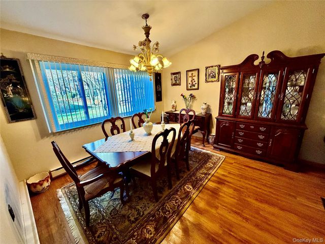 82 Strathmore Gate Drive, Stony Brook, NY 11790