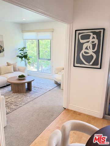 1328 Havenhurst Drive 202, West Hollywood, CA 90046