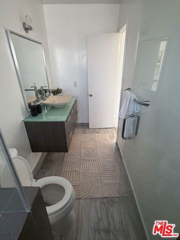 1328 Havenhurst Drive 202, West Hollywood, CA 90046