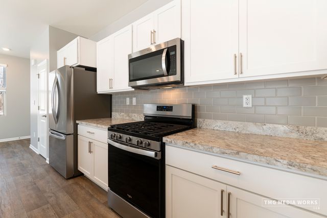 1175 Sonoma Court, Pingree Grove, IL 60140