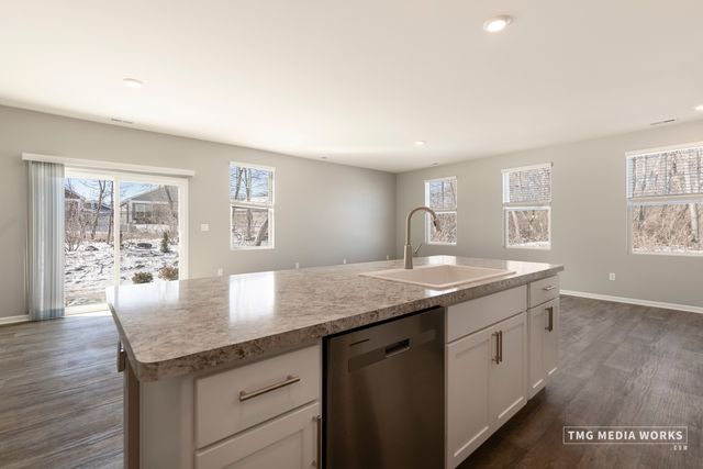 1175 Sonoma Court, Pingree Grove, IL 60140