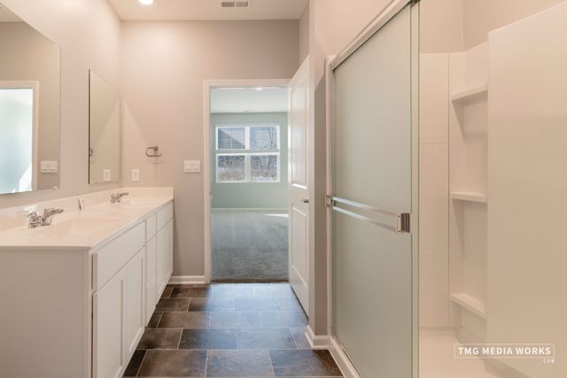 1175 Sonoma Court, Pingree Grove, IL 60140