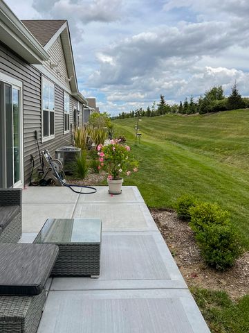 1175 Sonoma Court, Pingree Grove, IL 60140