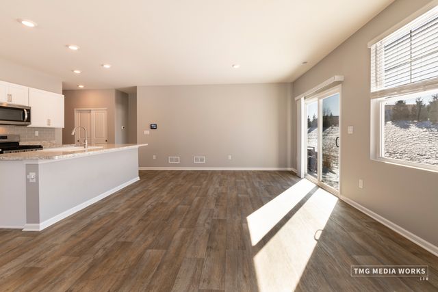 1175 Sonoma Court, Pingree Grove, IL 60140