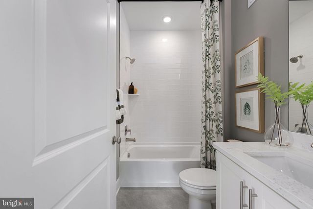 8903 CURIE ST, Manassas, VA 20109