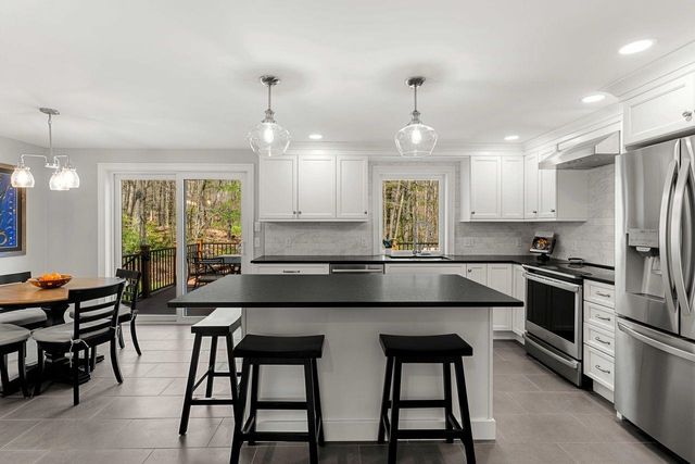 75 Birkdale Road, Bedford, NH 03110