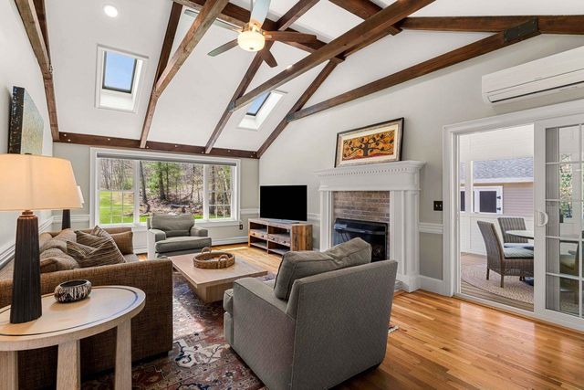 75 Birkdale Road, Bedford, NH 03110