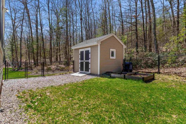 75 Birkdale Road, Bedford, NH 03110