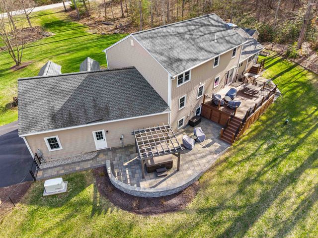75 Birkdale Road, Bedford, NH 03110