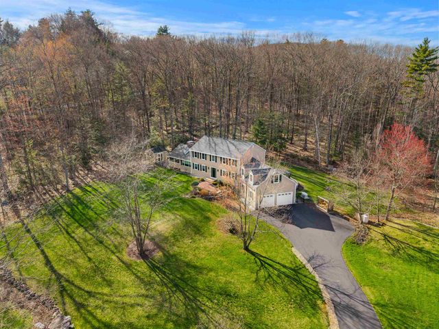 75 Birkdale Road, Bedford, NH 03110