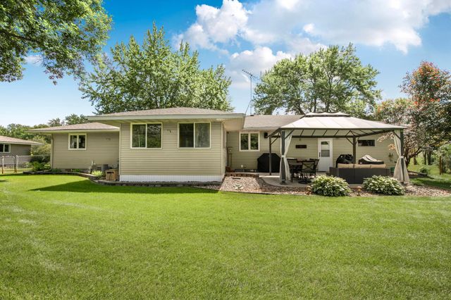 1021 Bromo Avenue, Saint Cloud, MN 56303