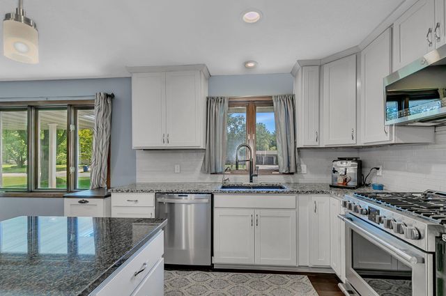 1021 Bromo Avenue, Saint Cloud, MN 56303