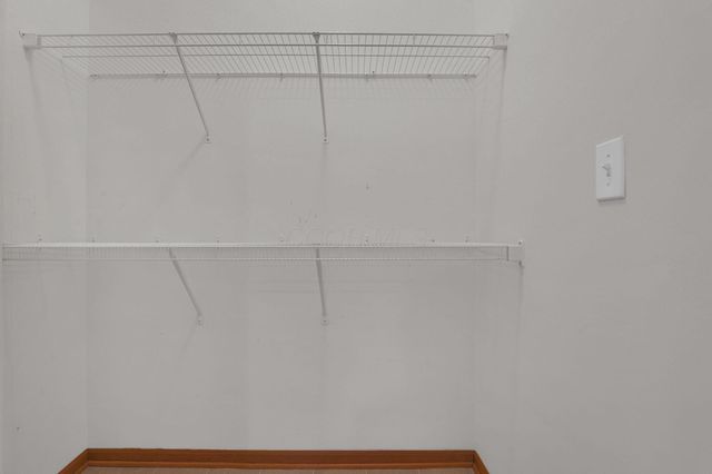 9073 Polaris Lakes Drive, Columbus, OH 43240